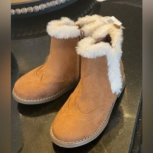 Gap kids suede booties, size 10
